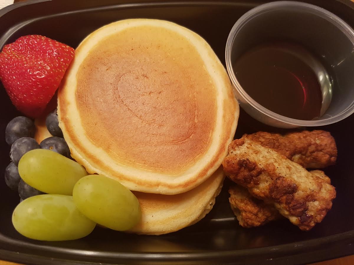Pancakes and Turkey Sausage